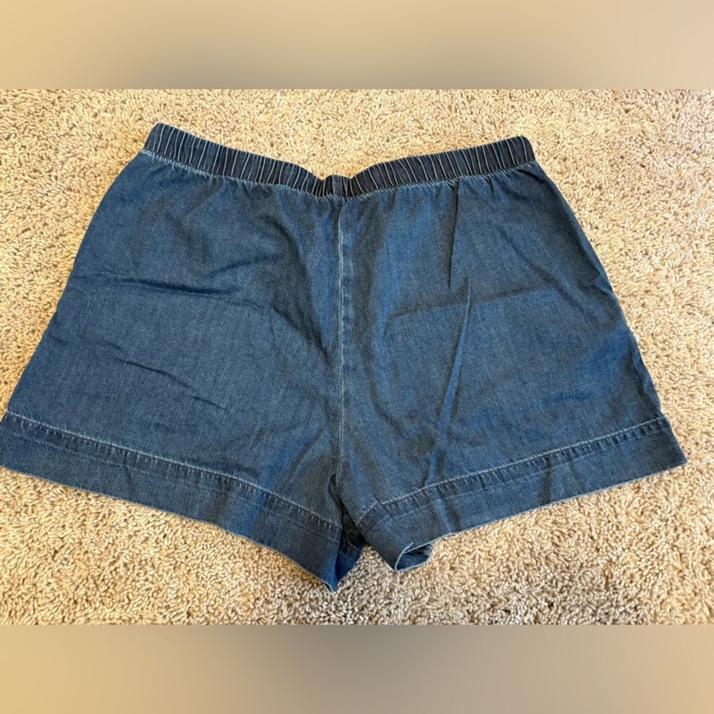 Cloth and Stone Blue Denim Chambray Shorts - Picture 2 of 3